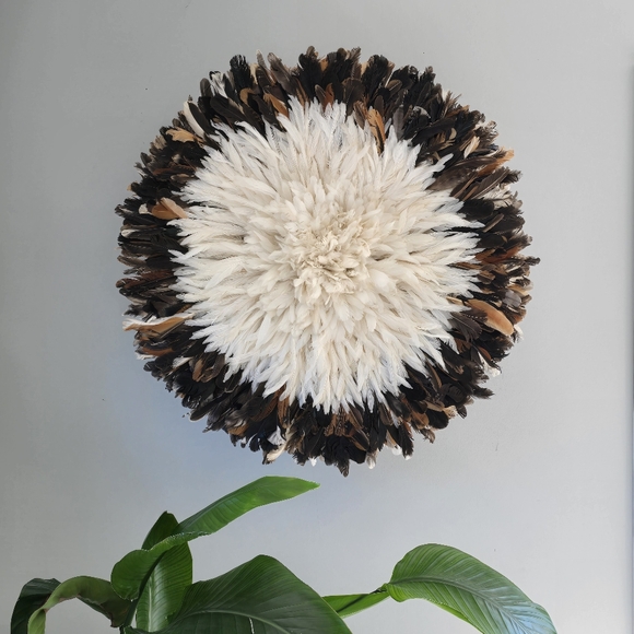 Cream and black jujuhat 31 inches - Picture 1 of 6